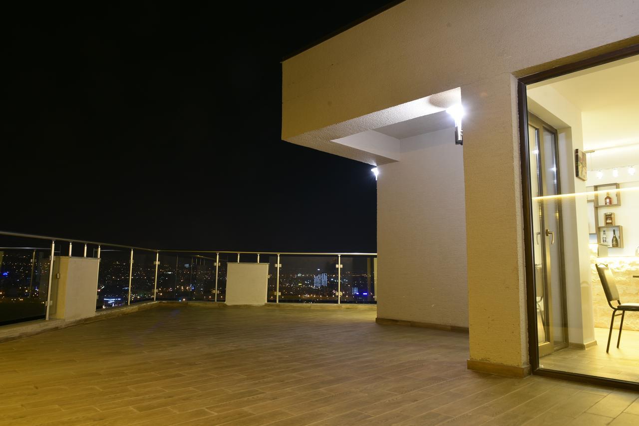 Hotel King Tom Tbilisi Bagian luar foto